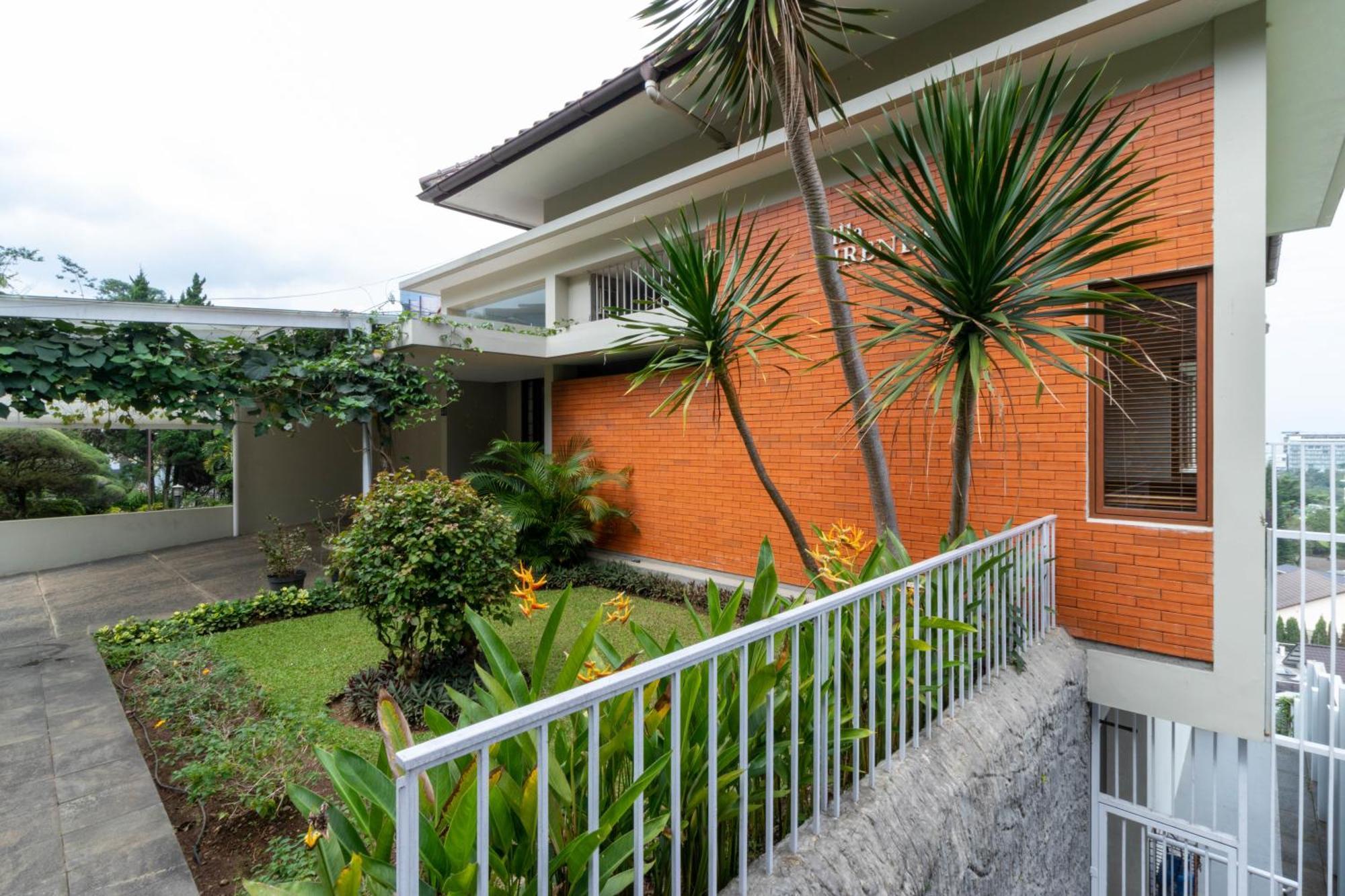 Family Only Amazing City View Villa - De Reiz Firen Syariah Bandung Eksteriør billede