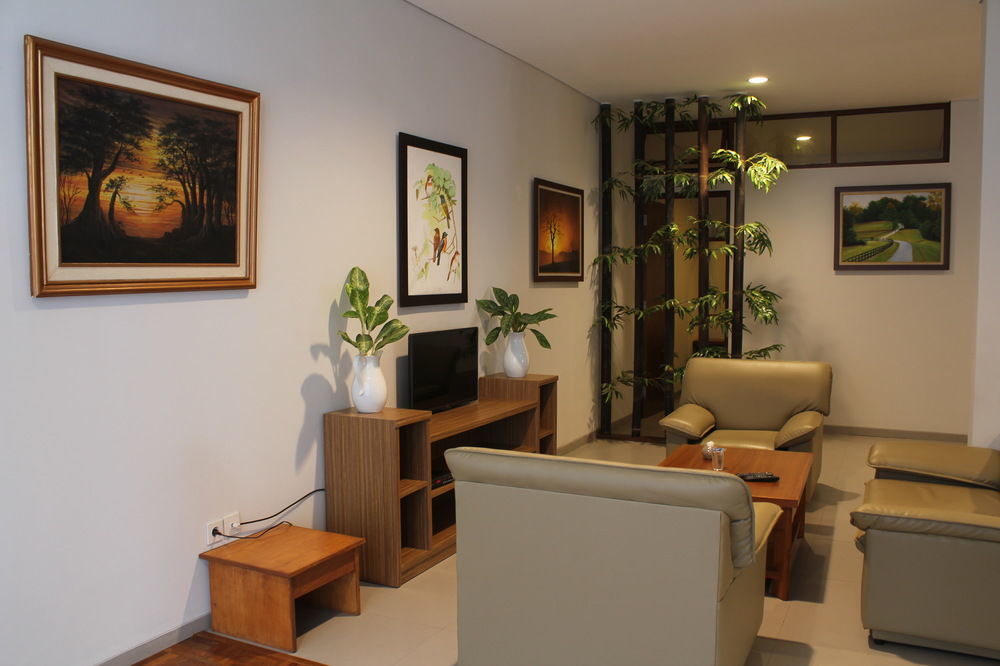 Family Only Amazing City View Villa - De Reiz Firen Syariah Bandung Eksteriør billede